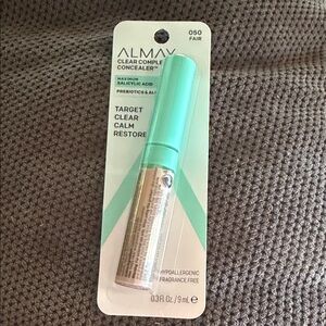 Almay Clear Complexion Concealer - Fair 050